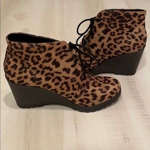 SODA Cheetah Print Ankle Boots - Size 7.5